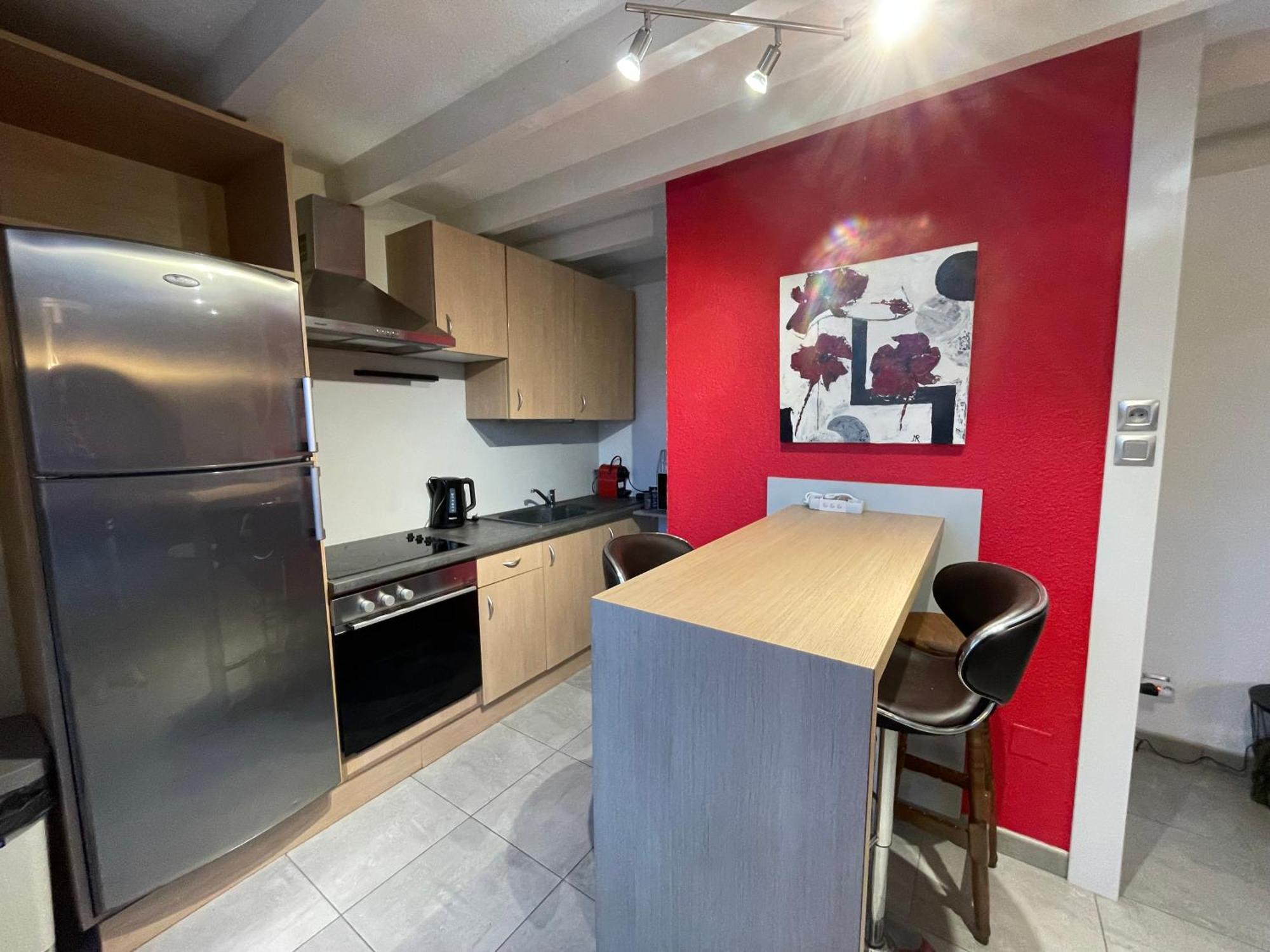 Fathala - Appartement Lumineux En Dernier Etage - Face A La Gare Routiere Сарбур Екстер'єр фото