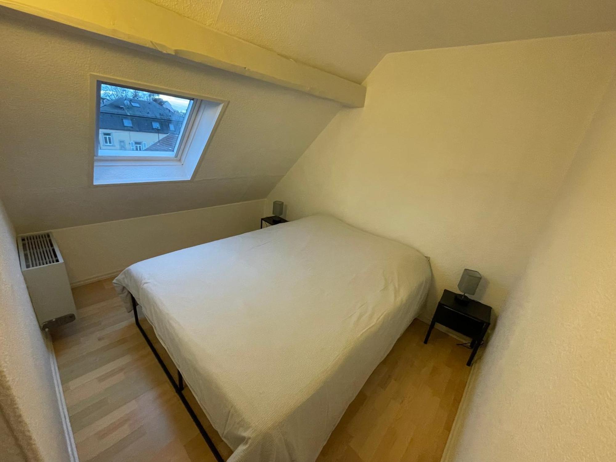 Fathala - Appartement Lumineux En Dernier Etage - Face A La Gare Routiere Сарбур Екстер'єр фото